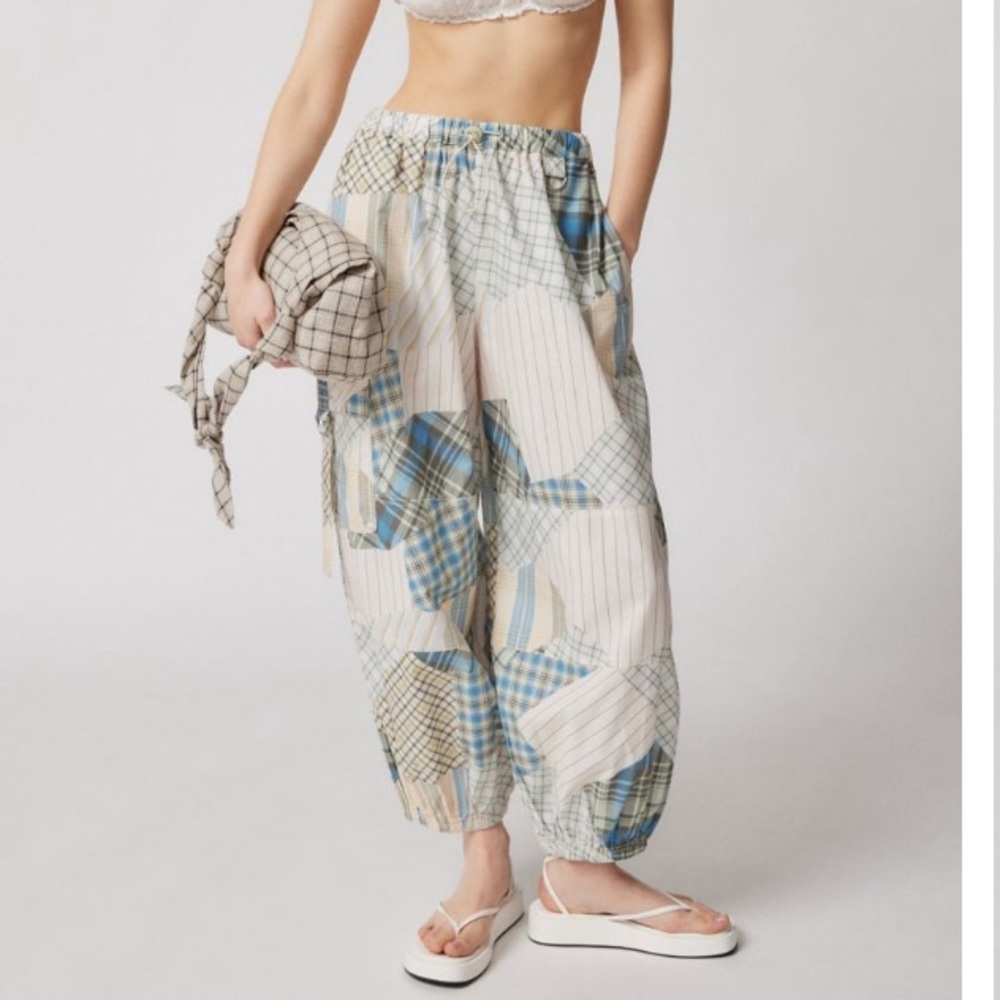 UO Jana Poplin printed pant